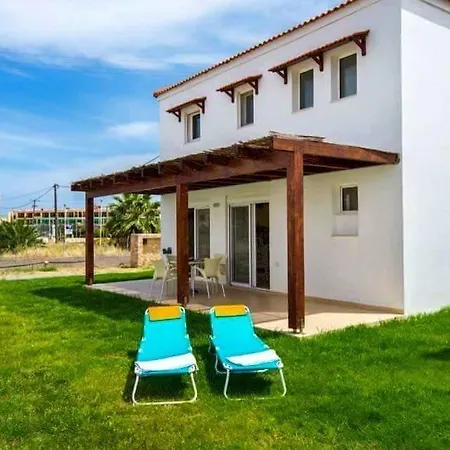 Villa Shared Pool & Garden Kolymbia