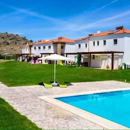 Shared Pool & Garden Villa Kolymbia